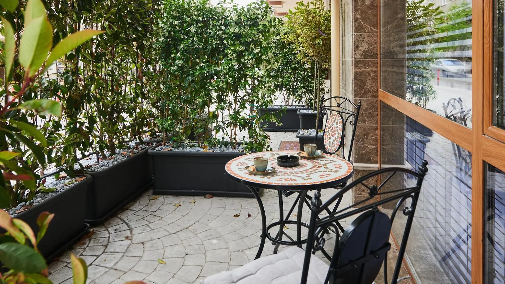 Florance Rentals Luxury Apartments In Burgas Bulgaria
